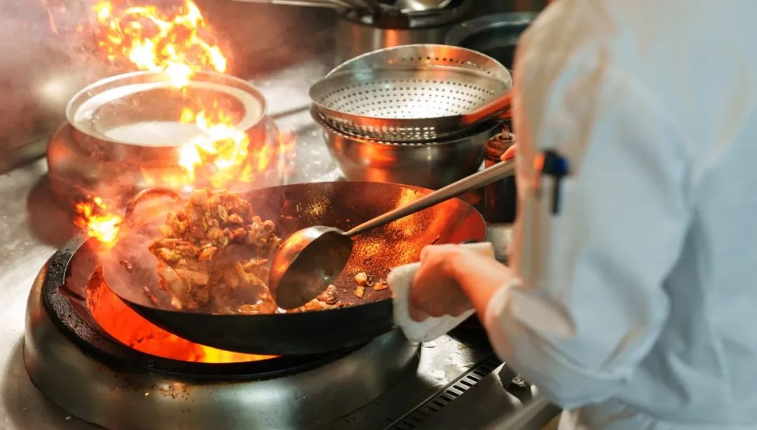 創新突破，定義超性能！全新板川超性能集成灶即將來襲