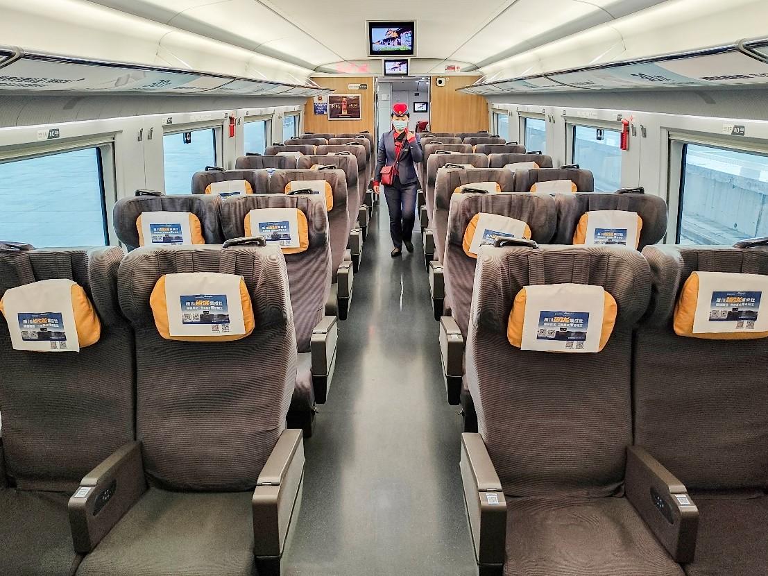 板川超性能集成灶強勢登陸西安局高鐵車廂!“集成灶超跑”開出中國速度飛馳大江南北! 板川超性能集成灶強勢登陸西安局高鐵車廂!“集成灶超跑”開出中國速度飛馳大江南北!