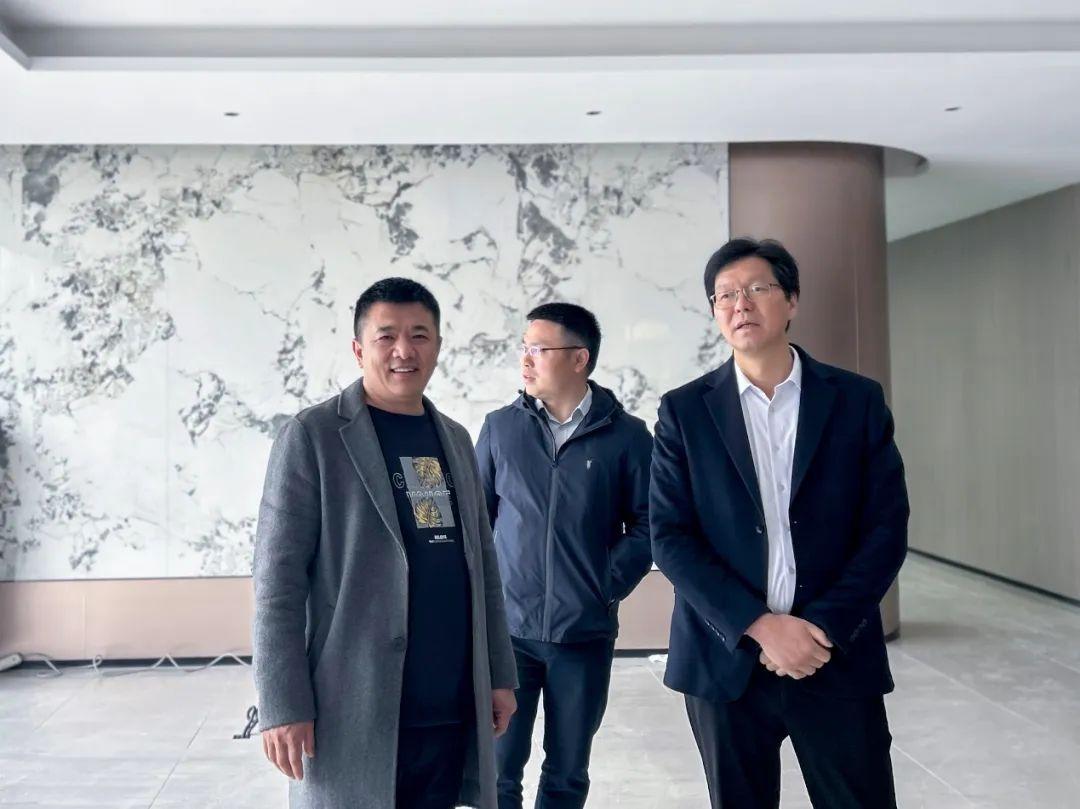 嵊州市副市長郭偉鋒先生為板川送上新春祝福!板川智慧廚房數字化工業園喜迎2024年開門紅! 嵊州市副市長郭偉鋒先生為板川送上新春祝福!板川智慧廚房數字化工業園喜迎2024年開門紅!