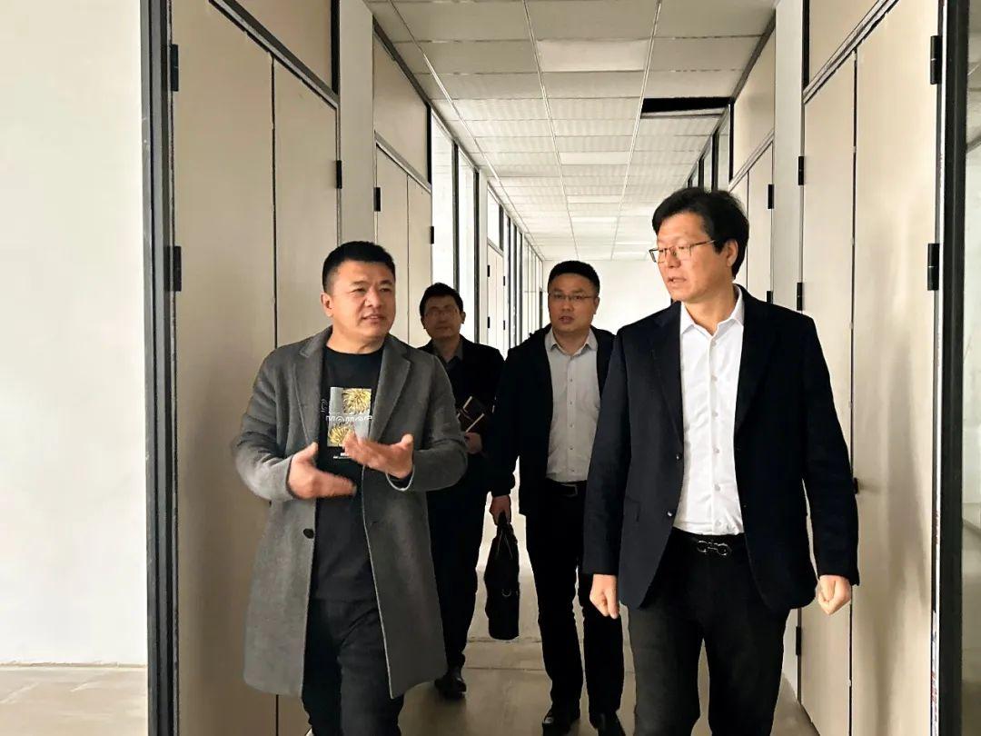 嵊州市副市長郭偉鋒先生為板川送上新春祝福!板川智慧廚房數字化工業園喜迎2024年開門紅! 嵊州市副市長郭偉鋒先生為板川送上新春祝福!板川智慧廚房數字化工業園喜迎2024年開門紅!