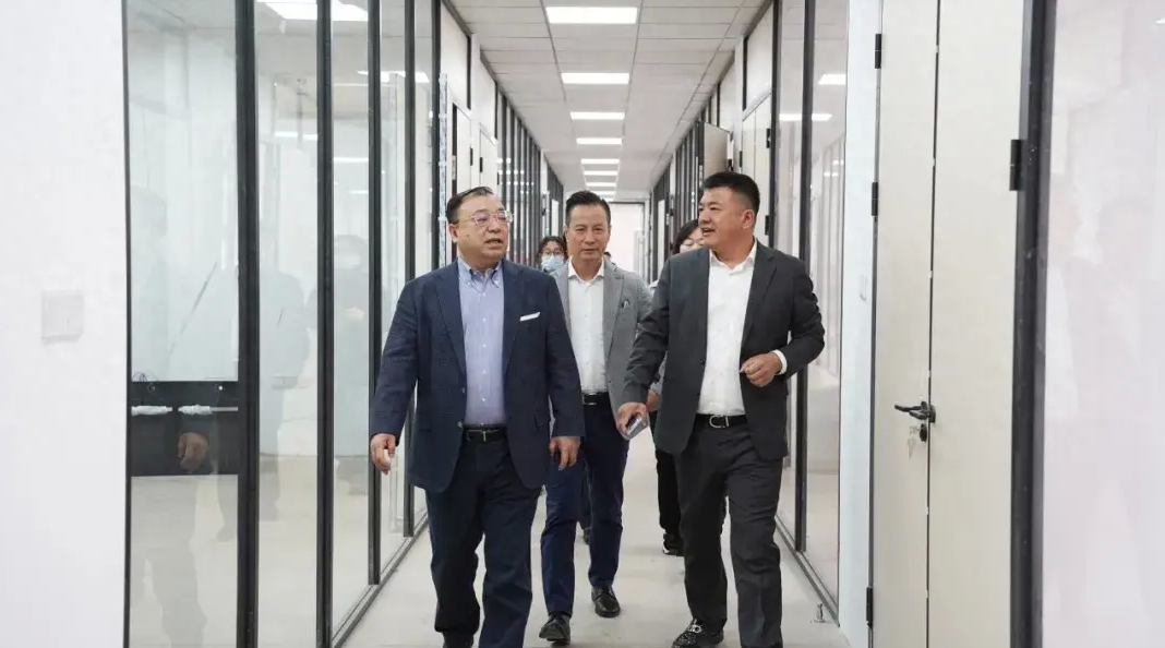 中國五金制品協會調研考察板川電器 ，探尋板川科技創新的魅力