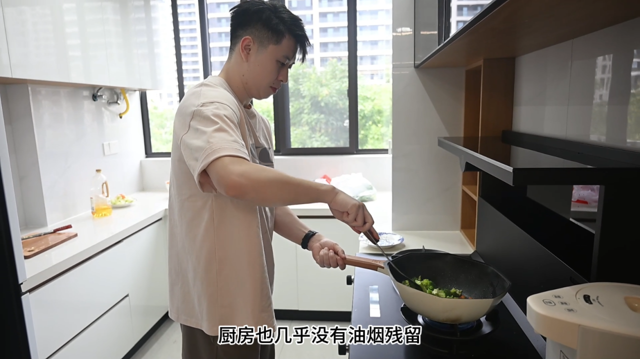 【冠軍家的新廚房】一個(gè)月深度體驗(yàn)：席岳峰為何鐘情板川KD1X？