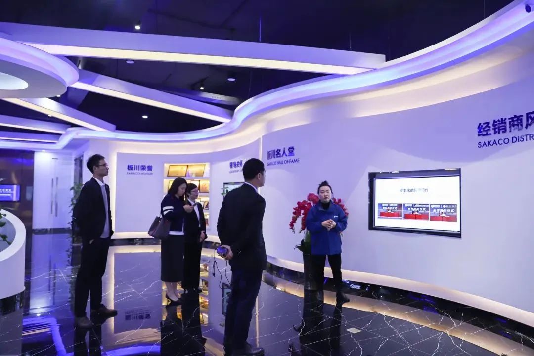 居然之家再訪板川!品牌實力市場共鑒!江蘇市場藍(lán)圖未來可期! 居然之家再訪板川!品牌實力市場共鑒!江蘇市場藍(lán)圖未來可期!